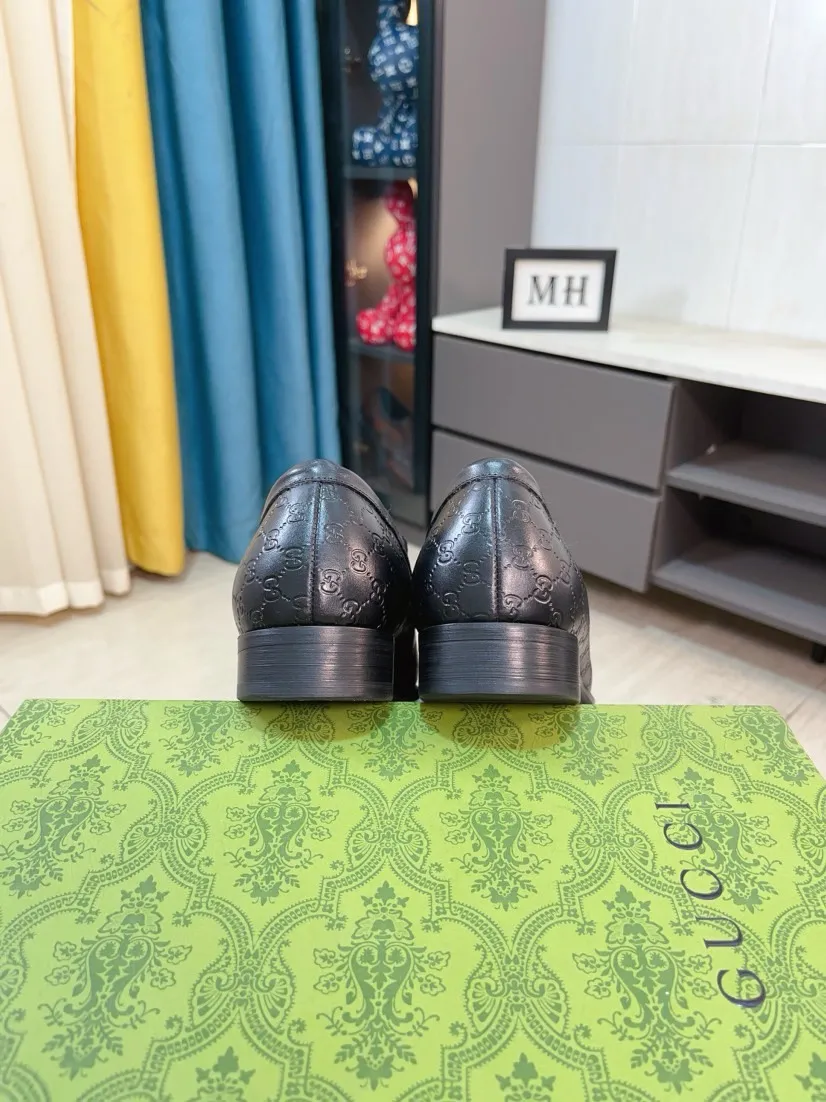 Men's shoes 💰500🌹🌹【GUCCI】The most popular classic Gucci leather shoes. Synchronized with the official website, the upper is made of Italian first-layer cowhide ➕cowhide lining, with unique brand and unique craftsmanship. Highlighting the hot style of the new year. Stop hesitating, stop wandering, get it now. Number: 38--44